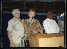 Carmen & Linda Alexander in India February 2008